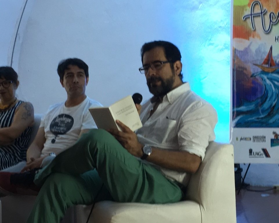 El fallecido dramaturgo José Dimayuga.