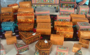 Cajitas de olinalá, artesanía Guerrerense Cajitas de olinalá, artesanía Guerrerense
