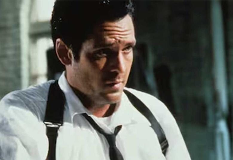 El momento que lo hizo leyenda: Michael Madsen como Mr. Blonde en la escena más perturbadora de 'Reservoir Dogs'. Clásico del cine de culto