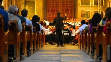 Árbol de voces y músicos jóvenes guerrerenses en el Cervantino