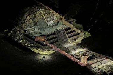 Túnel en Teotihuacan